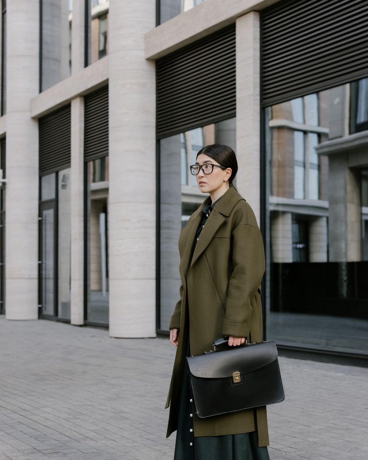 Woman wearing a puffer coat in winter